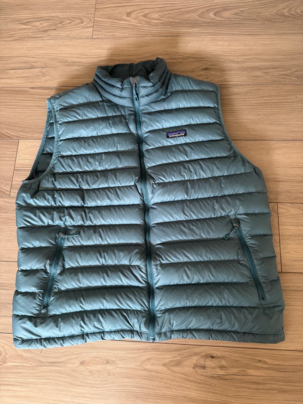 Patagonia Men's Down Sweater Puffer Vest Cascade Green Jacket XL